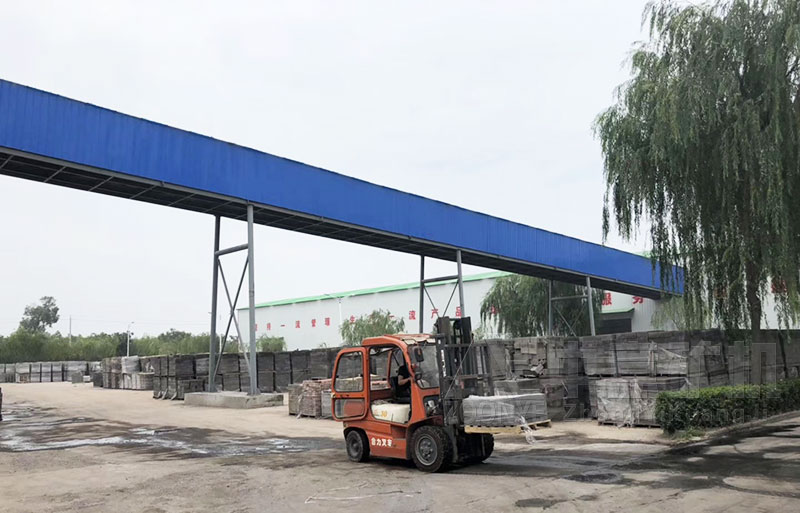 建筑垃圾环保砖堆放区